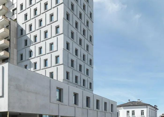 Flint 4* 多恩比恩